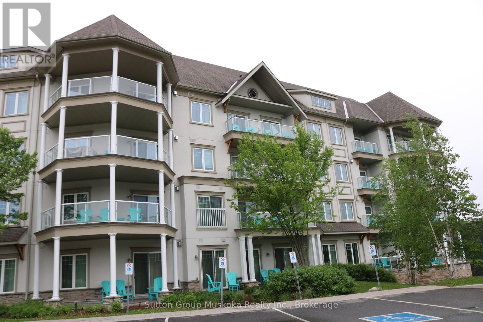 MLS® listing #29915935 for sale located at 208 - 25 PEN LAKE POINT ROAD