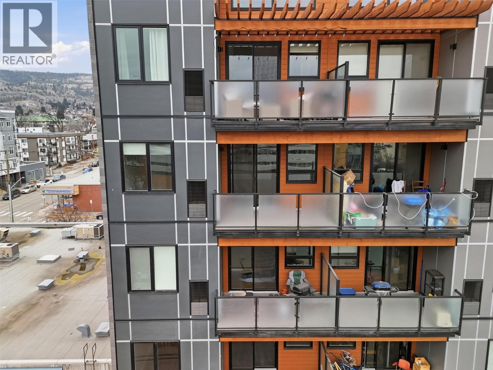 MLS® listing #29916777 for sale located at 444 St Paul Street Unit# 524