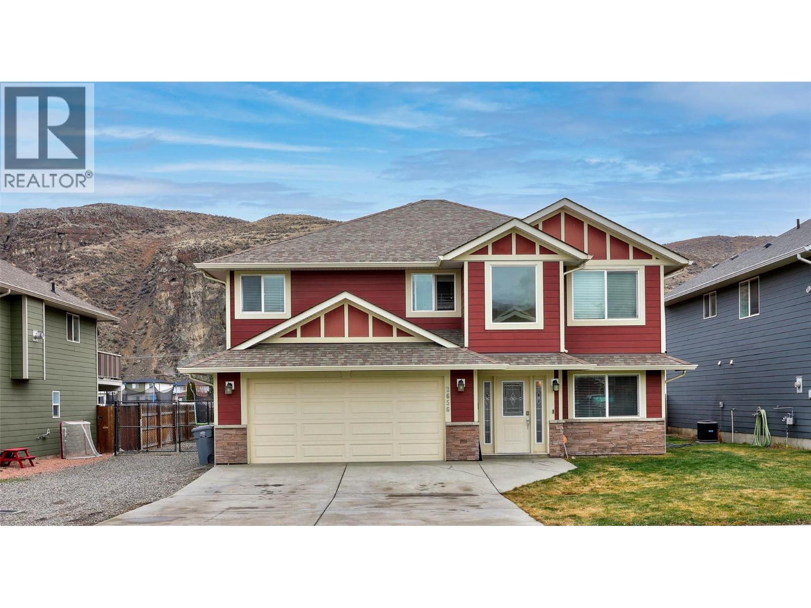 MLS® listing #29917897 for sale located at 2656 BRIARWOOD Avenue