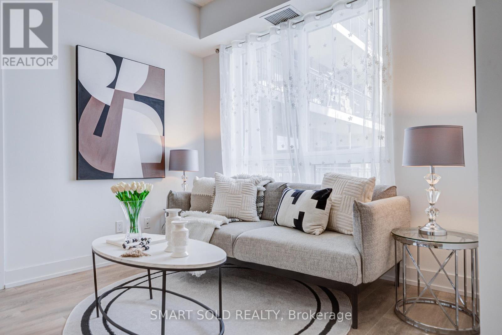 MLS® listing #29920314 for sale located at 305W - 268 BUCHANAN DRIVE