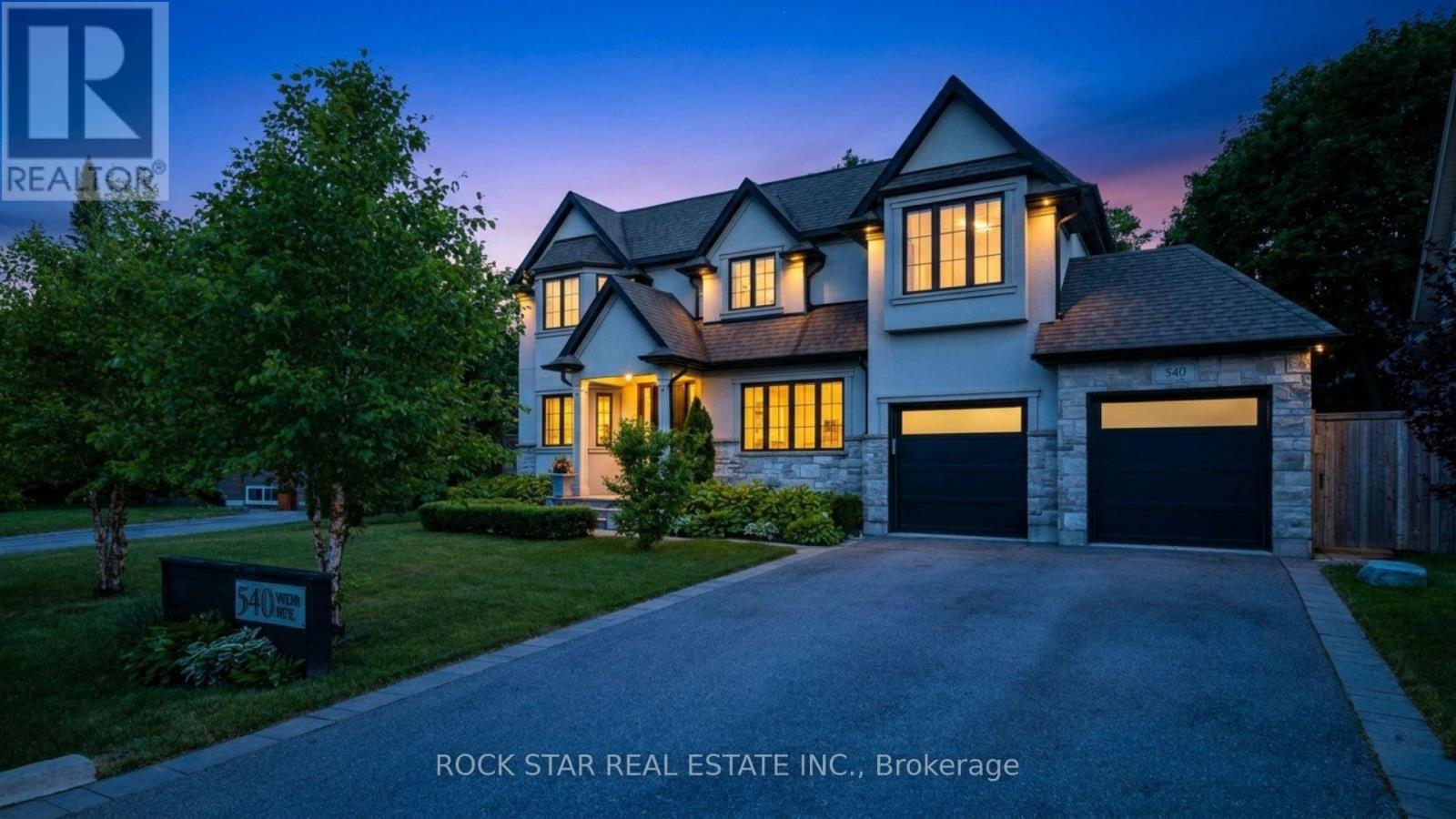 MLS® listing #29920328 for sale located at 540 WEIR AVENUE