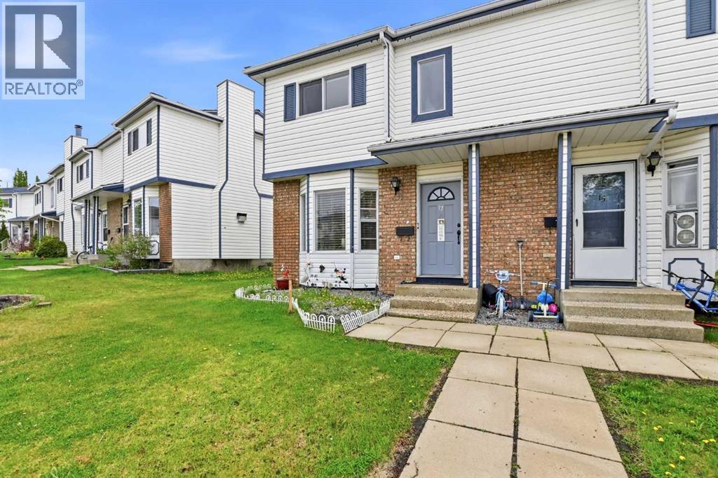 MLS® listing #29921103 for sale located at 17 Elwell Close