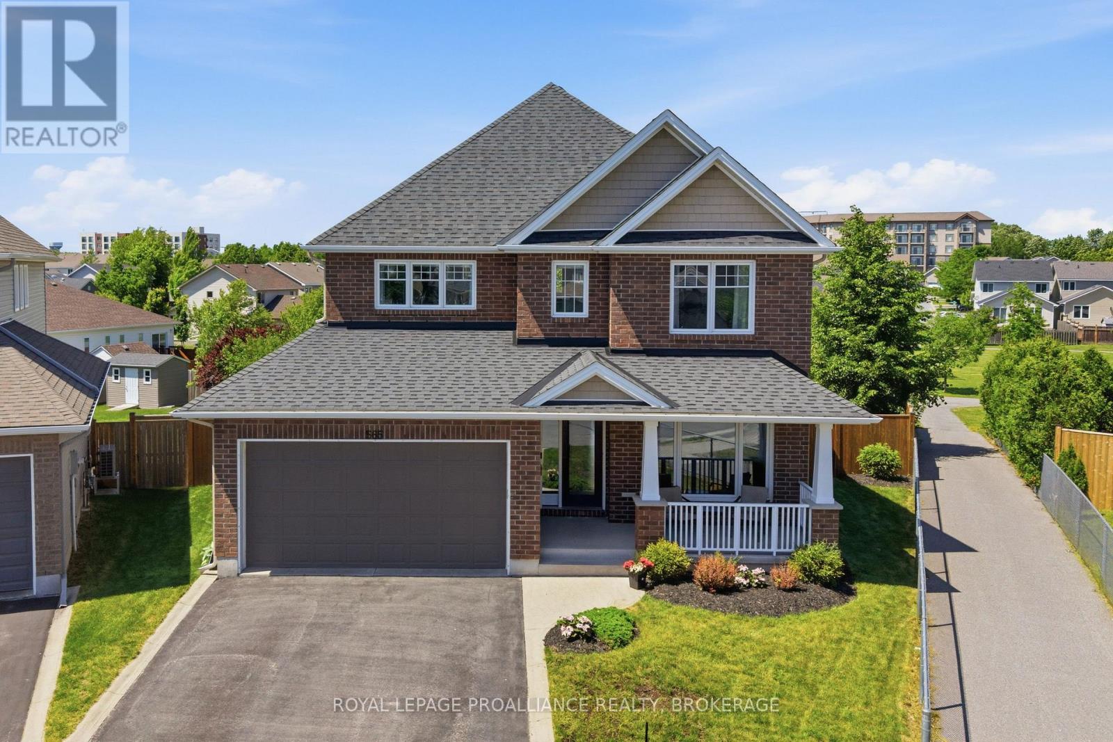 MLS® listing #29921235 for sale located at 565 SAVANNAH COURT
