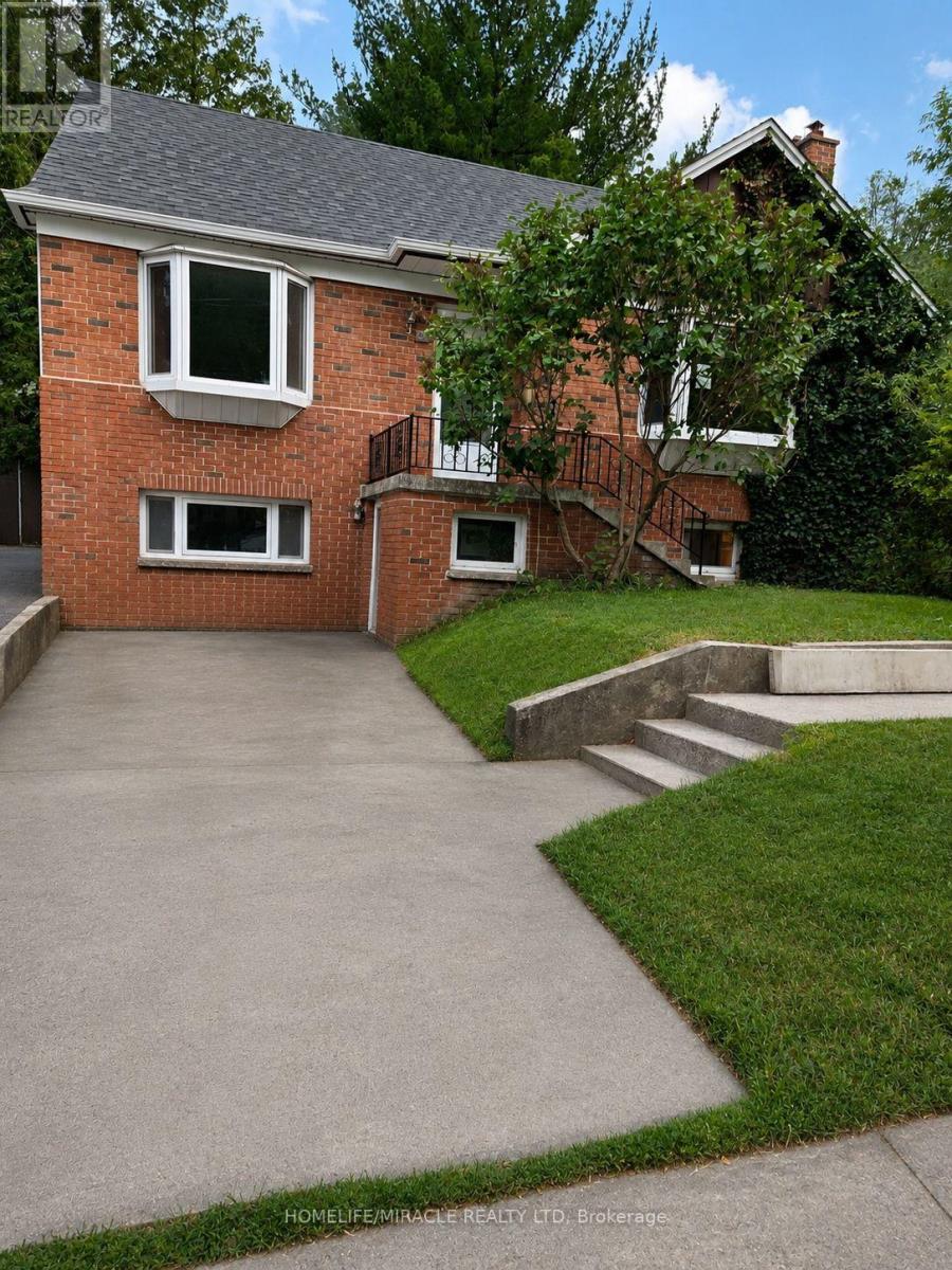 MLS® listing #29923775 for sale located at 29 CODSELL AVENUE
