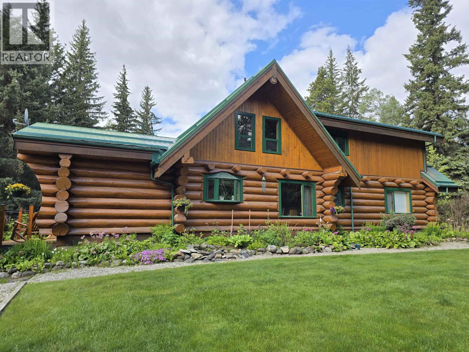 MLS® listing #29924111 for sale located at 3535 CROOKED CREEK ROAD