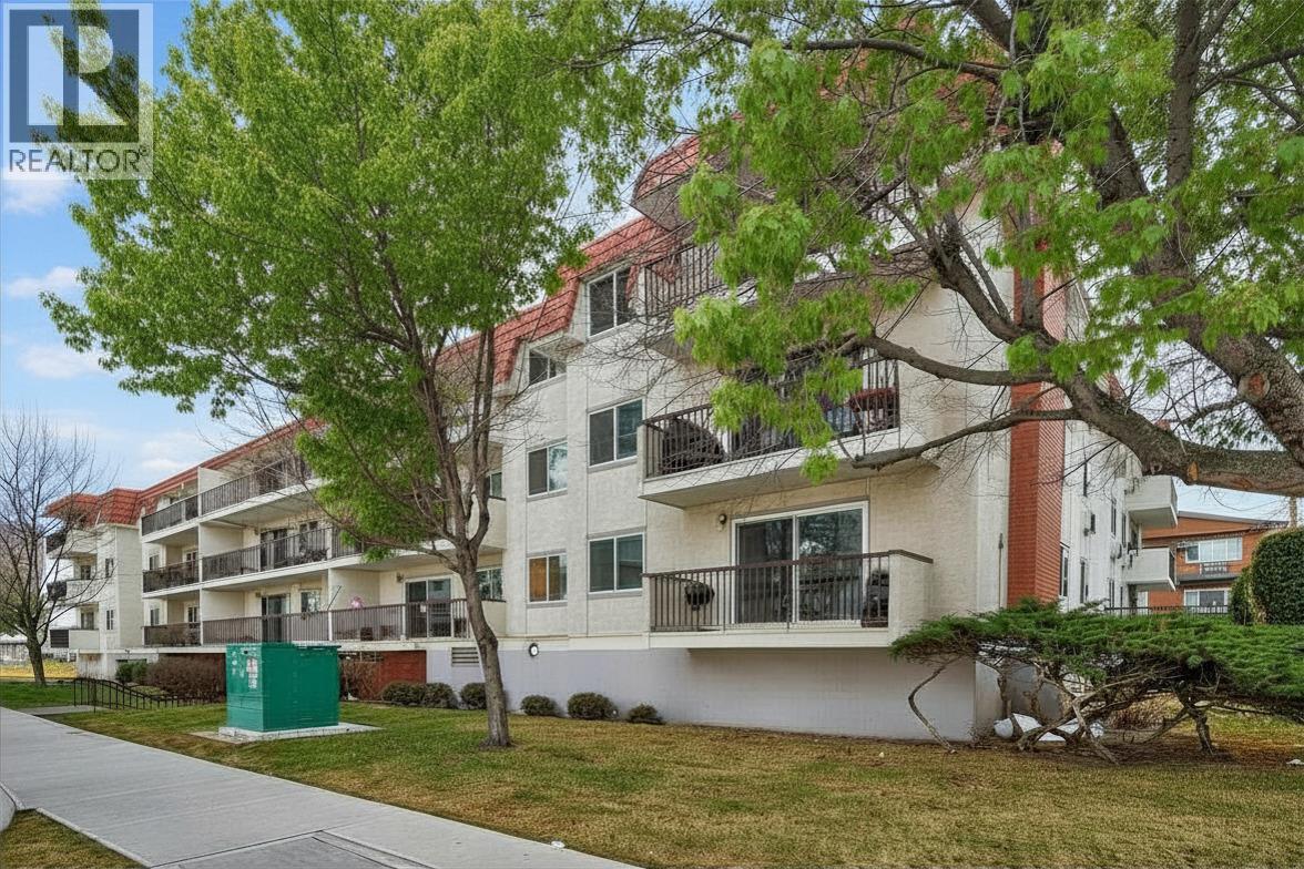 MLS® listing #29924382 for sale located at 411 NICOLA Street Unit# 102