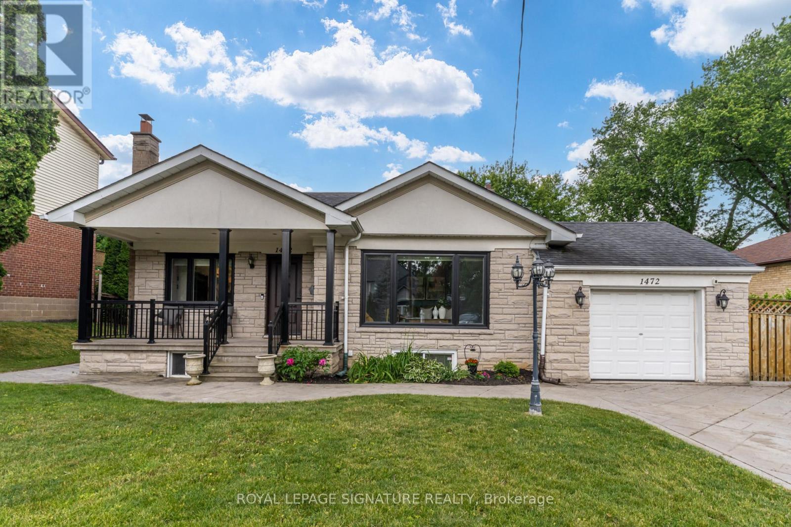 MLS® listing #29924929 for sale located at 1472 MYRON DRIVE