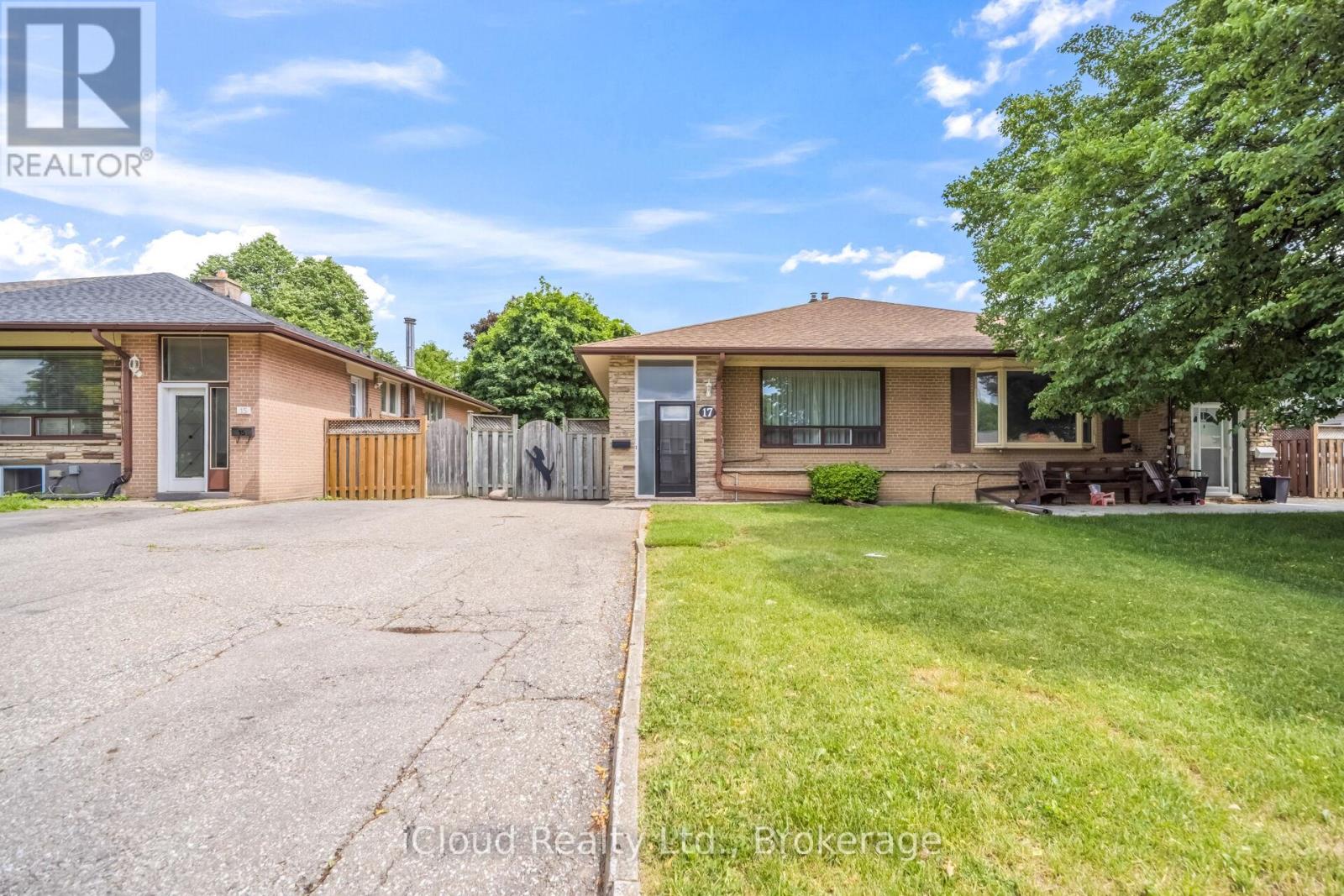 MLS® listing #29924931 for sale located at 17 ALGONQUIN BOULEVARD