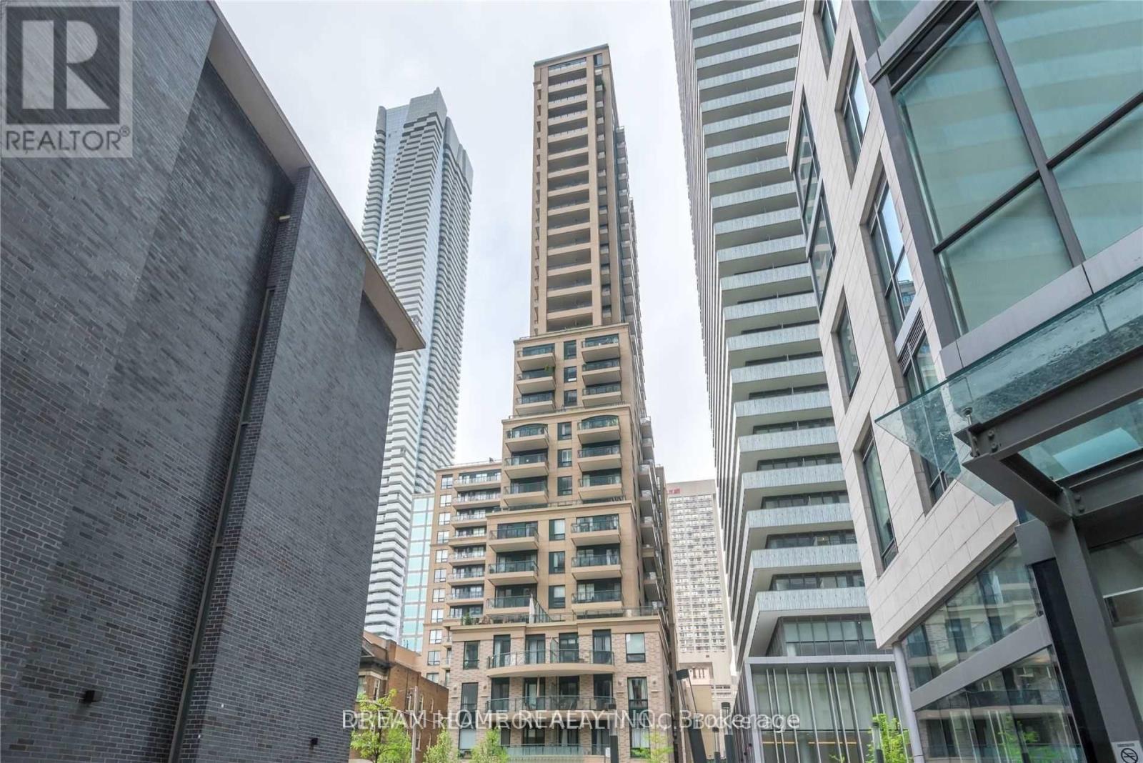MLS® listing #29926999 for sale located at 1501 - 35 HAYDEN STREET