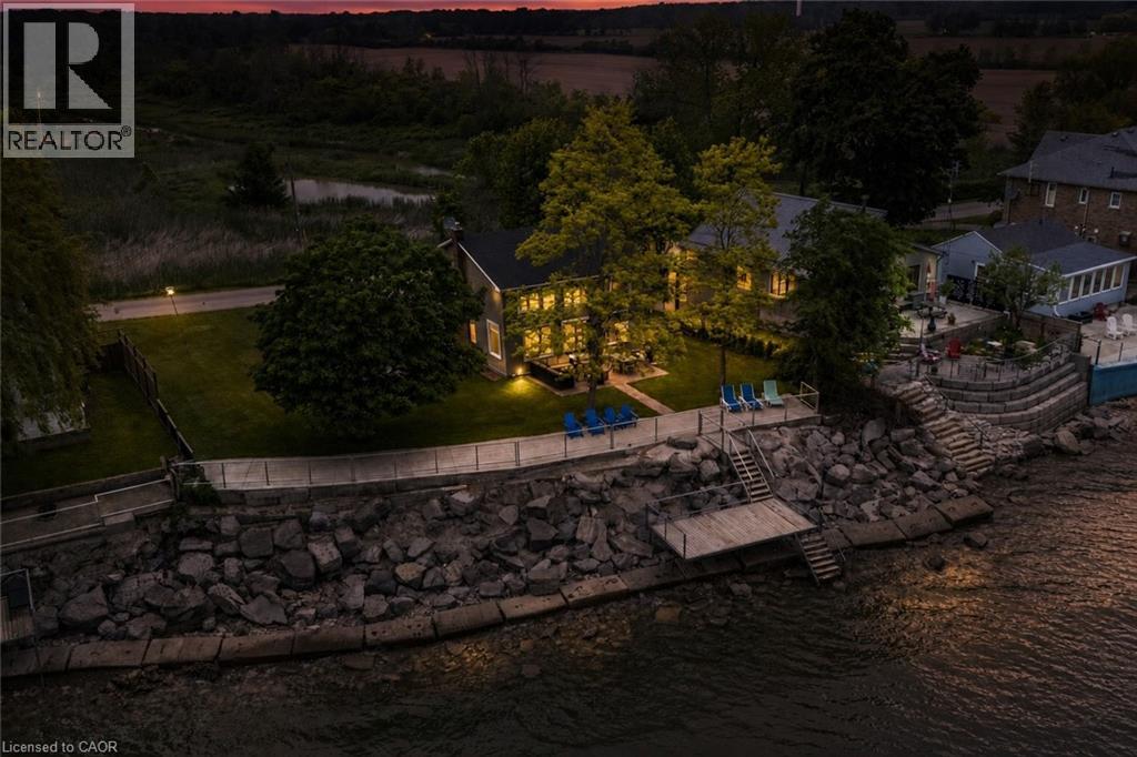 MLS® listing #29927149 for sale located at 2118 LAKESHORE Road