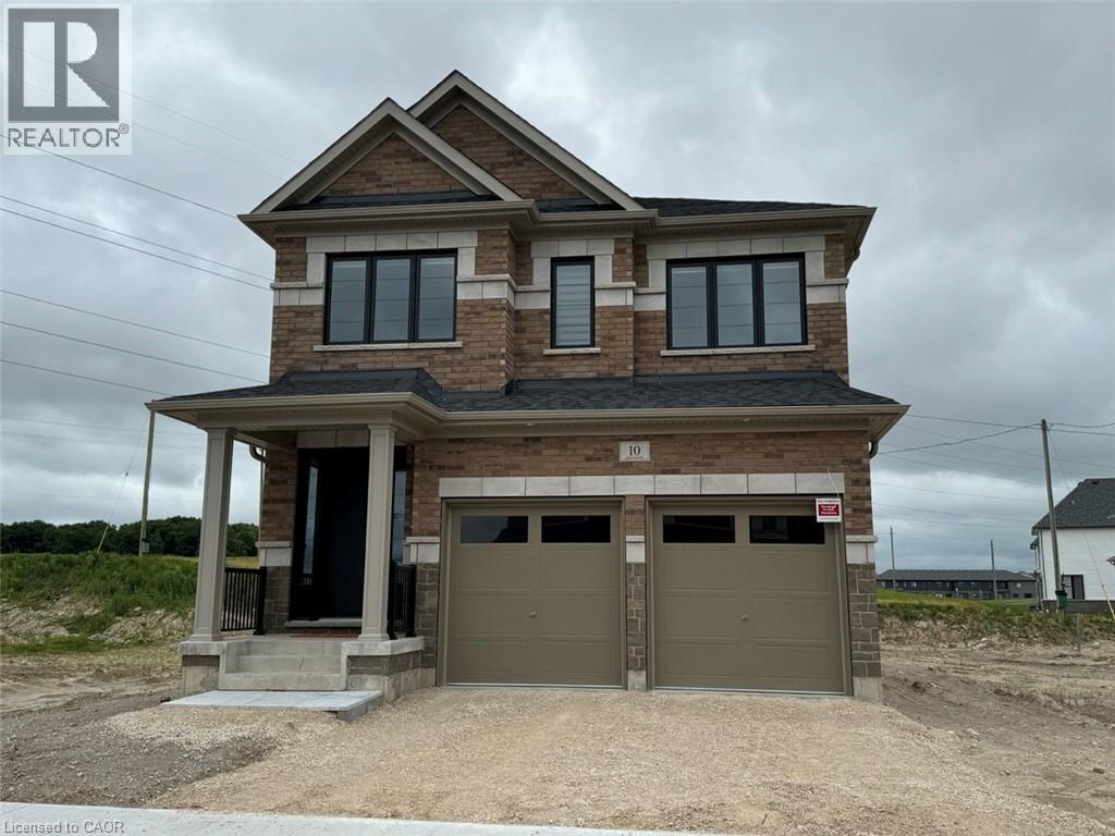 MLS® listing #29927861 for sale located at 10 GUERNSEY Drive Unit# Upper
