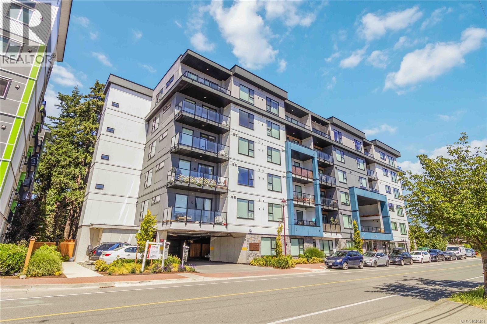 MLS® listing #29928200 for sale located at 404 842 Orono Ave