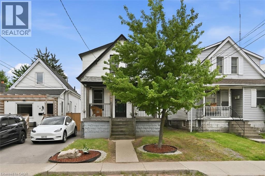 MLS® listing #29928705 for sale located at 144 CAMPBELL Avenue