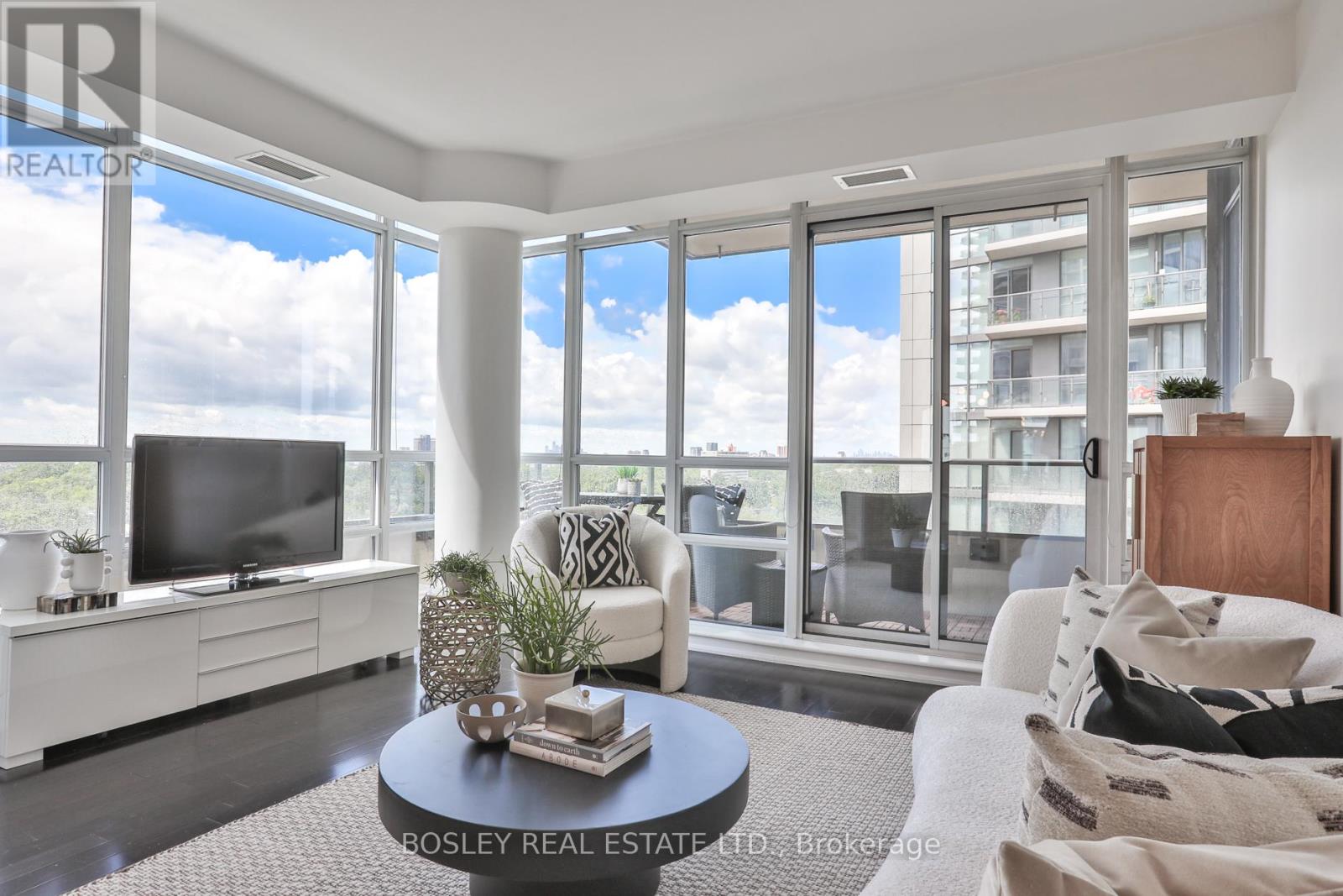 MLS® listing #29929393 for sale located at 701 - 500 ST CLAIR AVENUE W