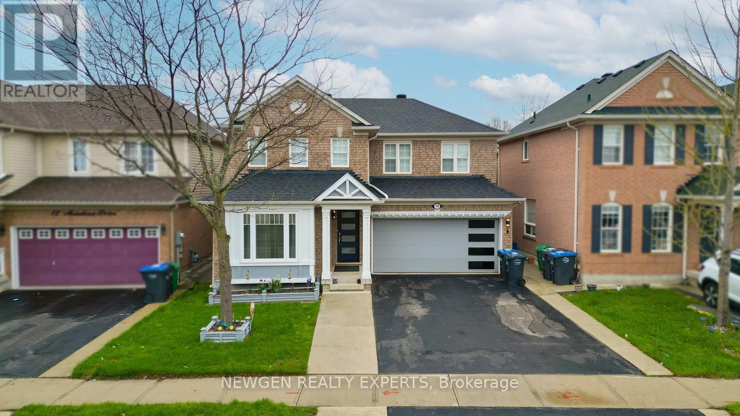 MLS® listing #29930527 for sale located at 14 MENDOZA DRIVE