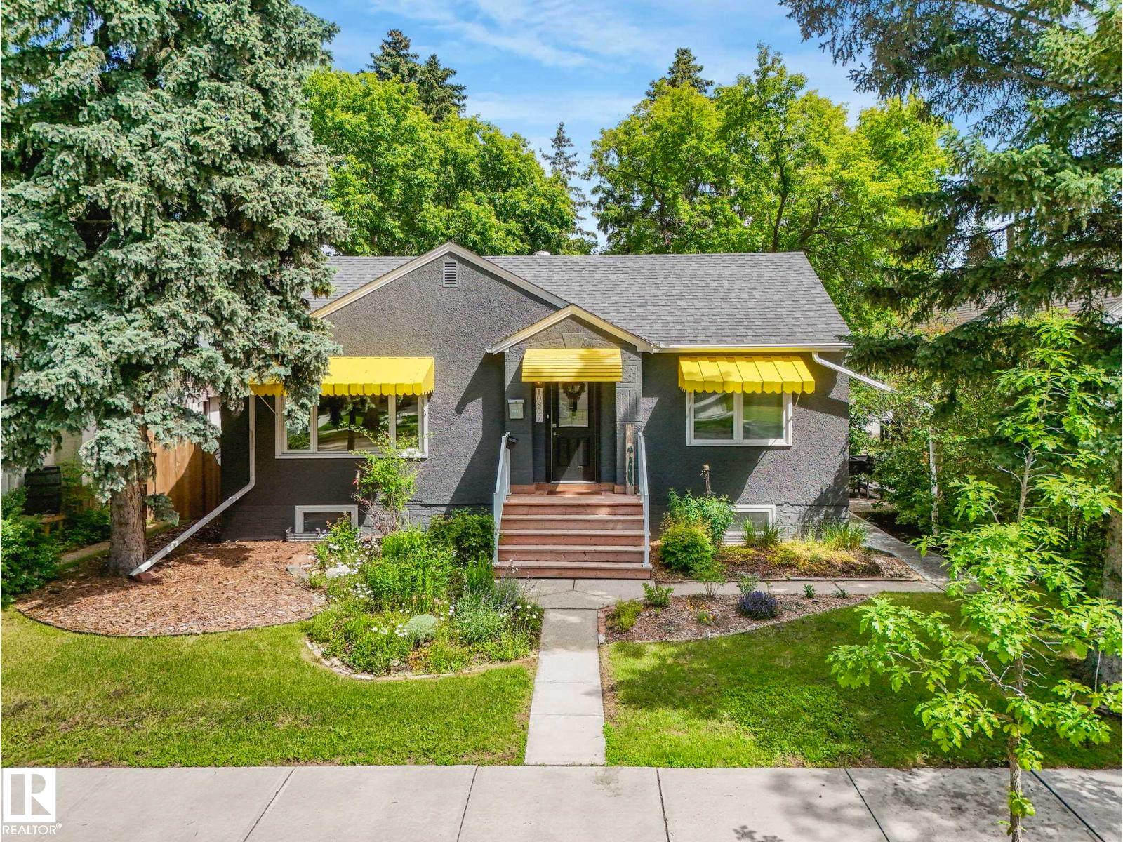 MLS® listing #29930934 for sale located at 10807 135 ST NW
