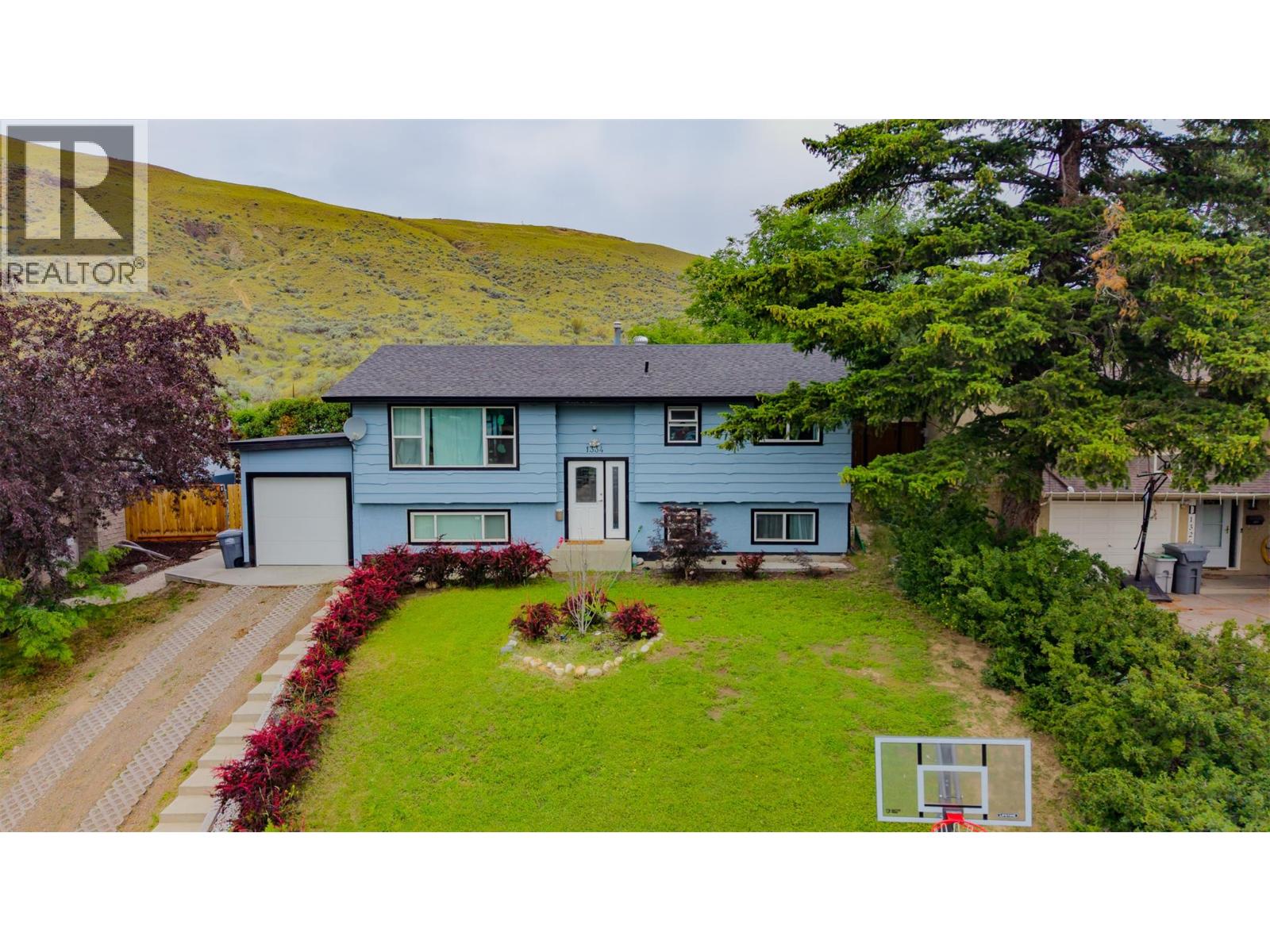 MLS® listing #29931135 for sale located at 1334 HOOK Drive
