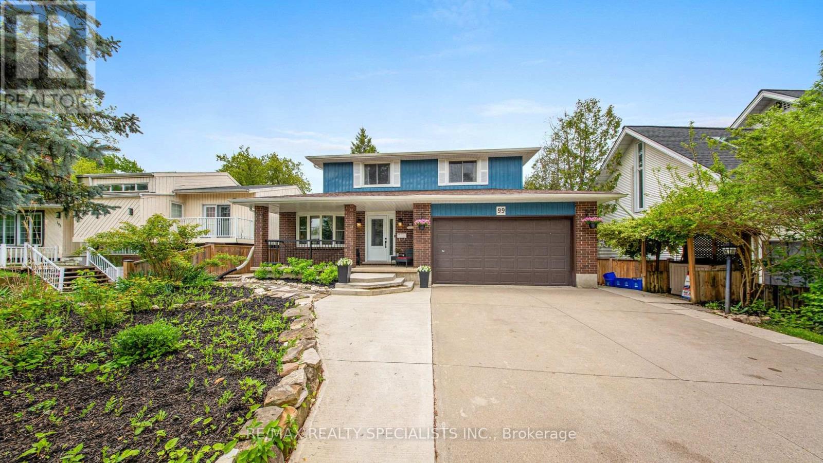 MLS® listing #29932710 for sale located at 99 PINNACLE DRIVE
