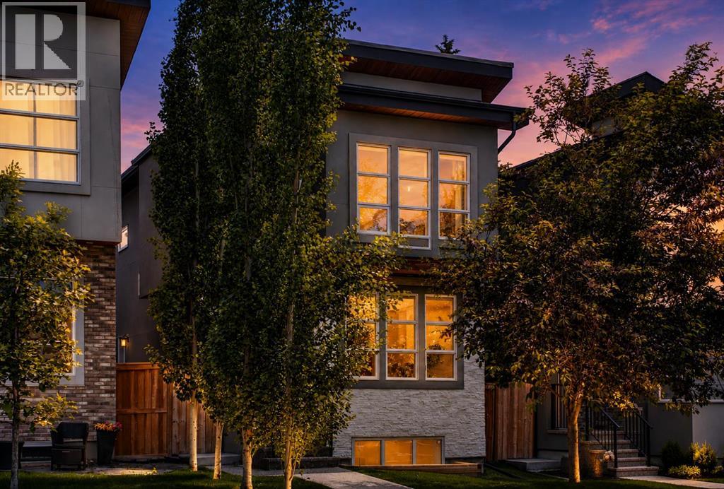 MLS® listing #29932713 for sale located at 2234 28 Street SW
