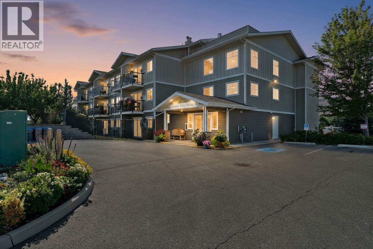 MLS® listing #29933231 for sale located at 375 Cherry Avenue Unit# 409