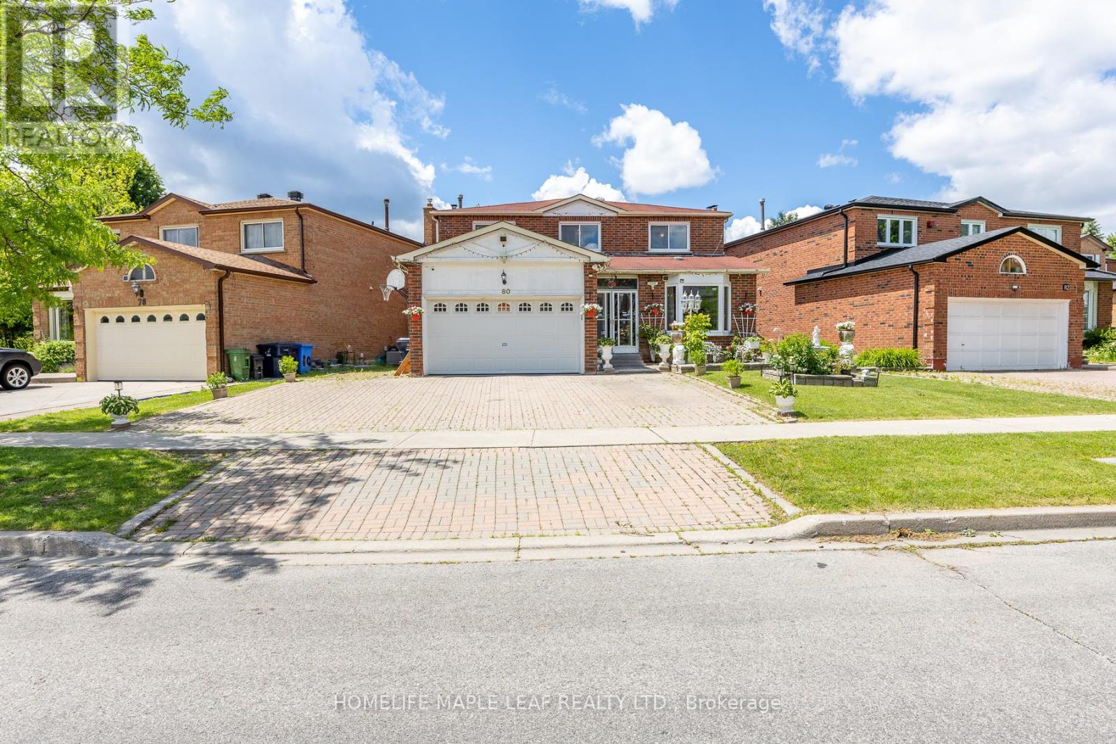 MLS® listing #29934482 for sale located at 80 WHISTLING HILLS DRIVE
