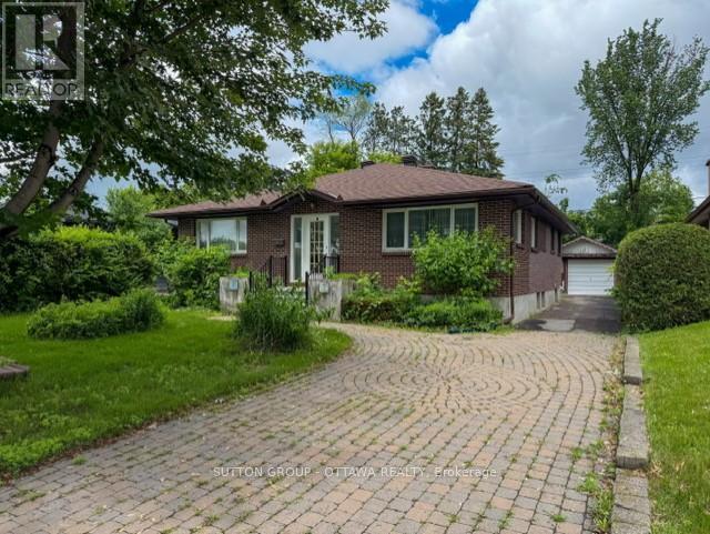 MLS® listing #29934939 for sale located at 767 CLAUDE STREET