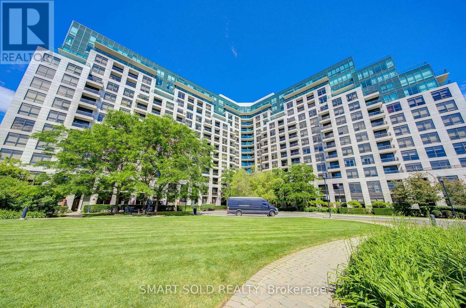 MLS® listing #29934947 for sale located at 410 - 18 HARDING BOULEVARD