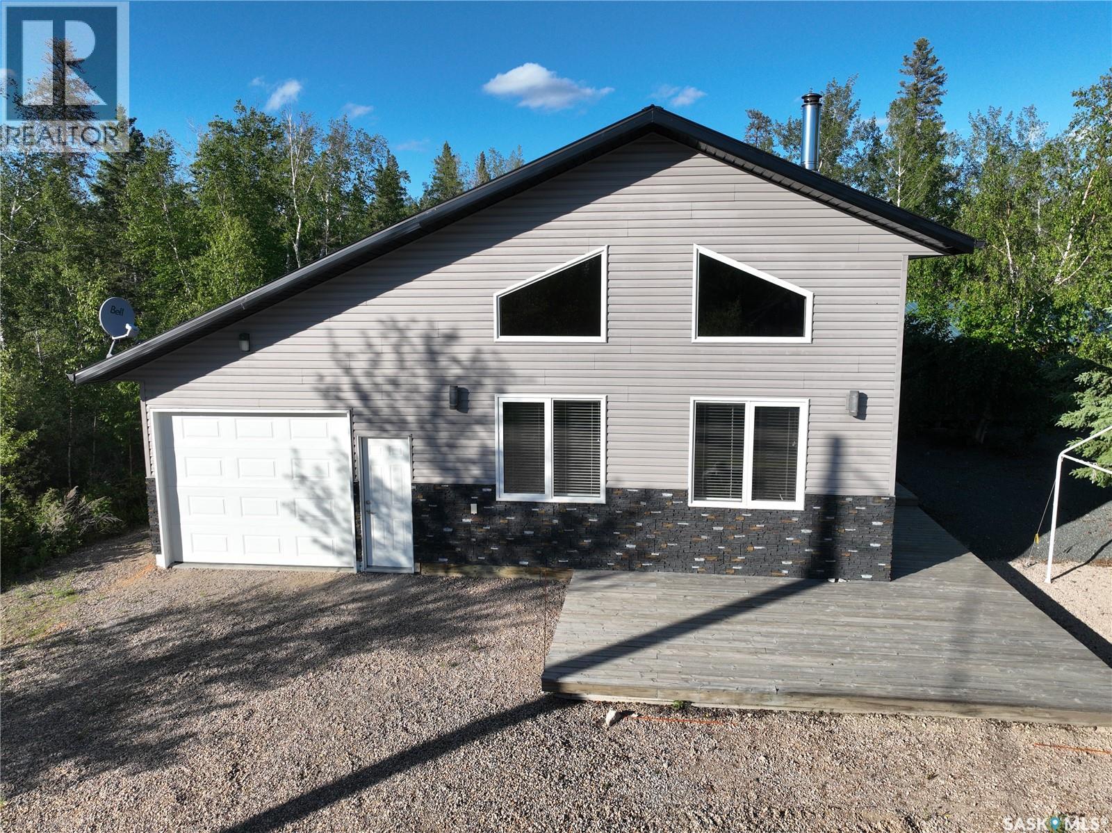 MLS® listing #29935173 for sale located at 7 Lakeview DRIVE