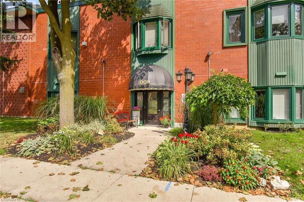 MLS® listing #29935192 for sale located at 1009 QUEENSTON Road Unit# 205