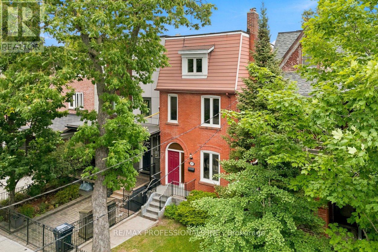 MLS® listing #29935287 for sale located at 107 BORDEN STREET