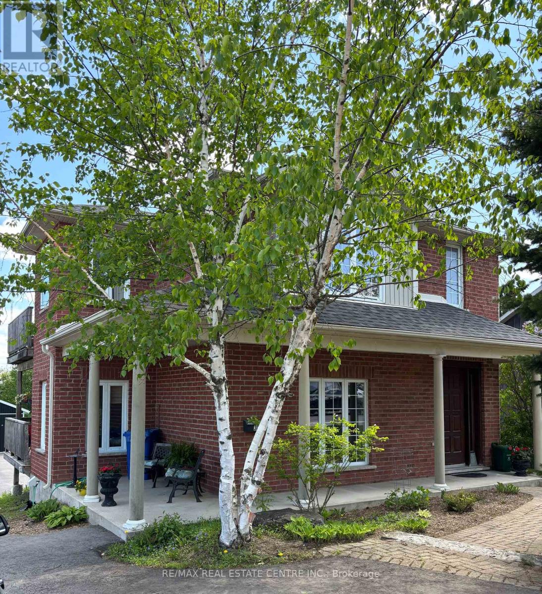MLS® listing #29935349 for sale located at 300 A BROADWAY