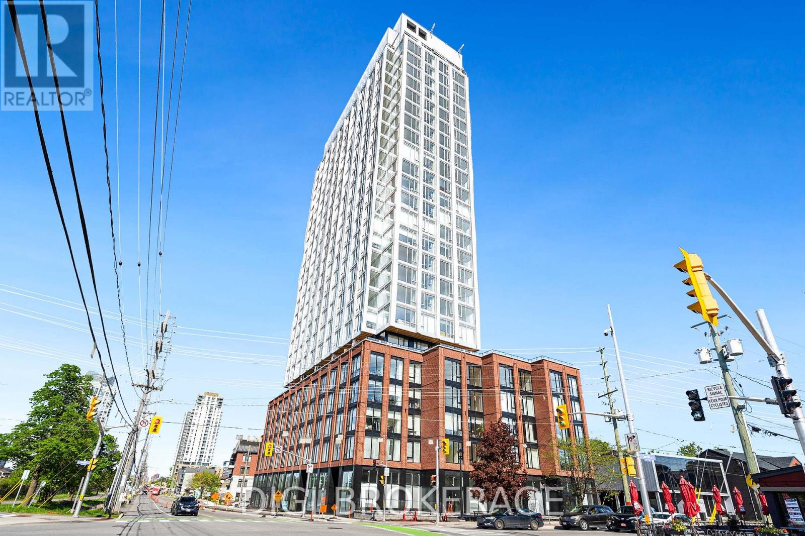 MLS® listing #29936176 for sale located at 1304 - 2070 SCOTT STREET
