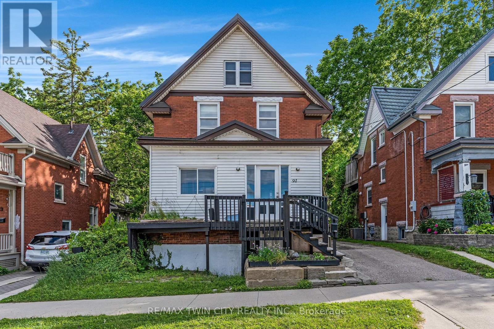 MLS® listing #29936188 for sale located at 91 CHARLES STREET E