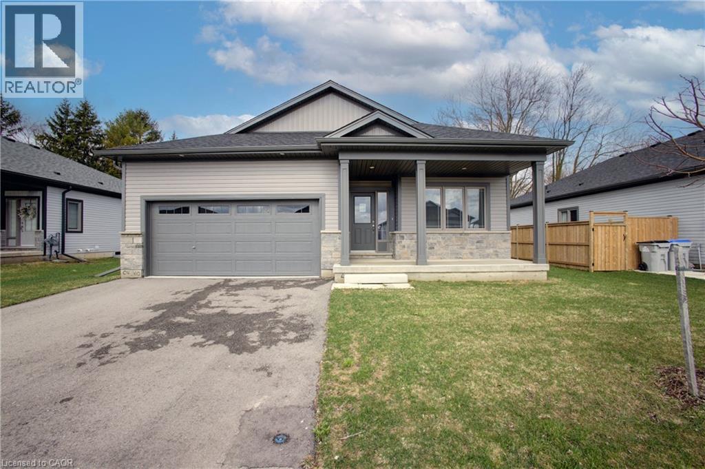 MLS® listing #29940124 for sale located at 160 ELLEN Street
