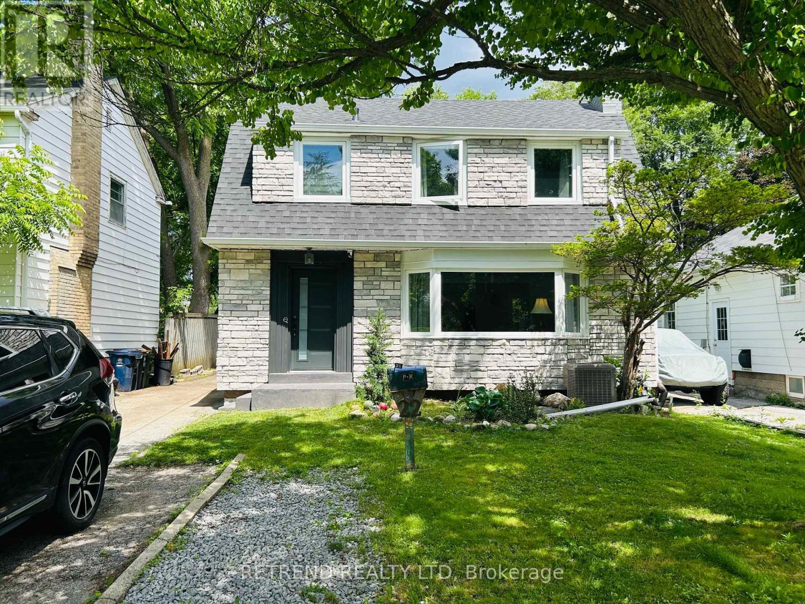 MLS® listing #29940169 for sale located at 22 WENTWORTH AVENUE