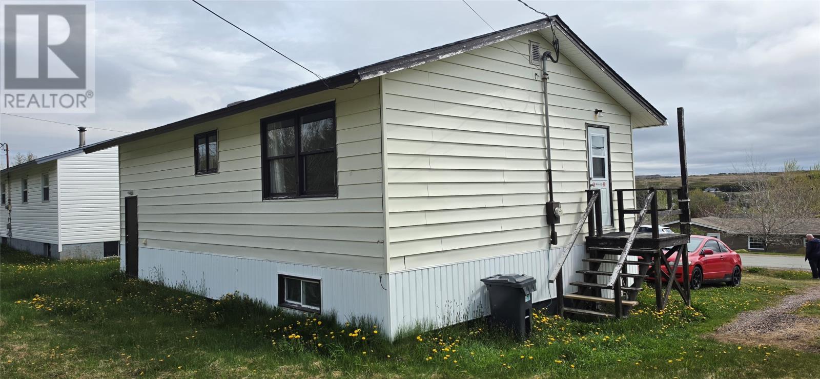 MLS® listing #29940221 for sale located at 38 Fairview Drive