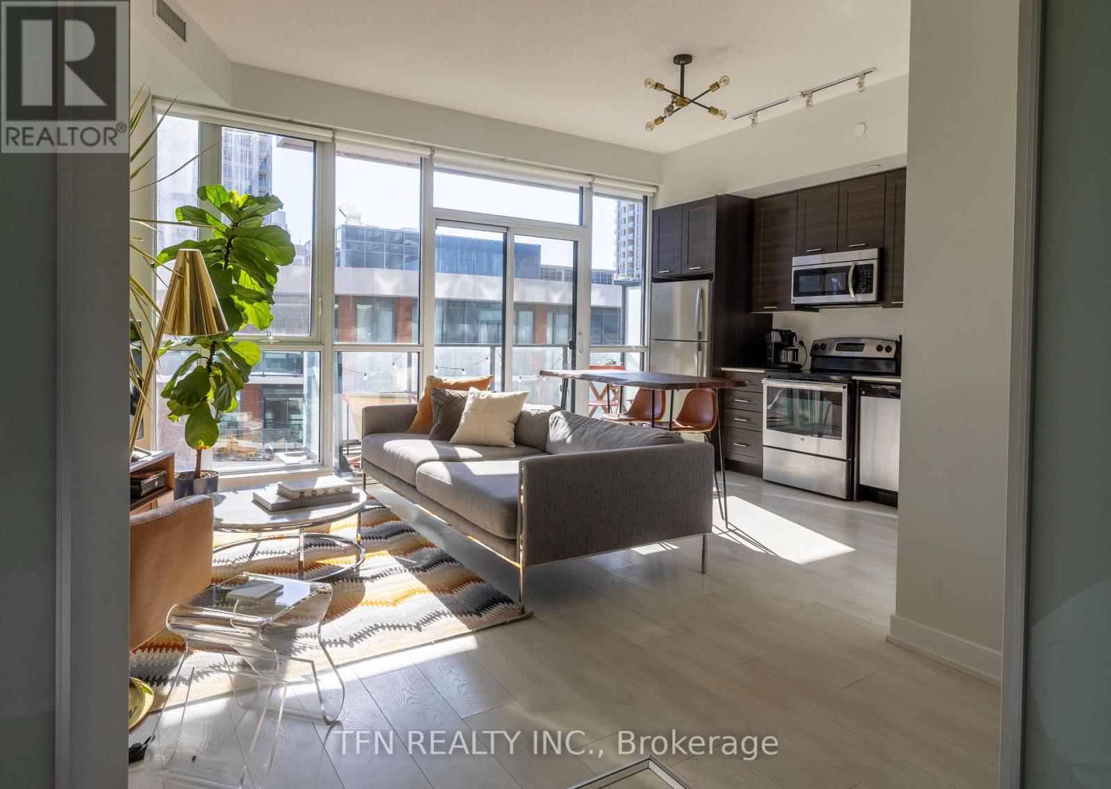 MLS® listing #29940932 for sale located at 726 - 50 BRUYERES MEWS
