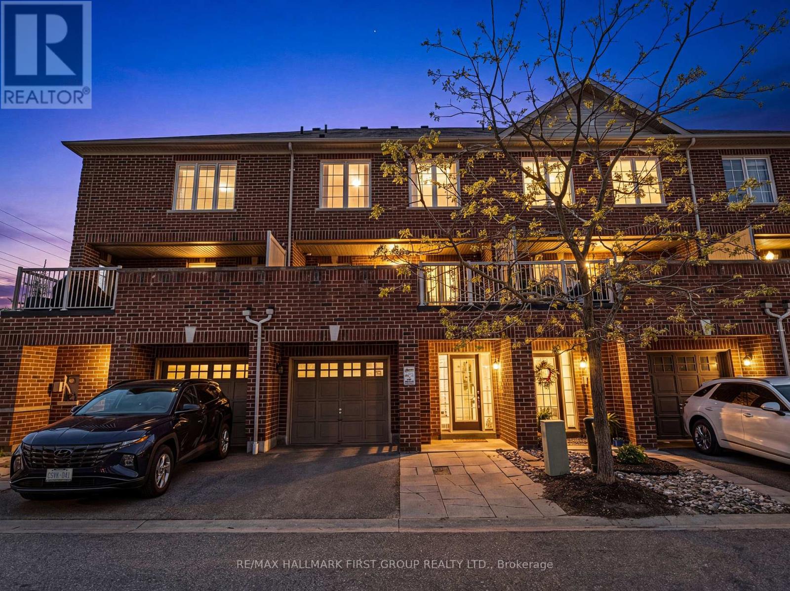 MLS® listing #29940968 for sale located at 17 EDISON WAY