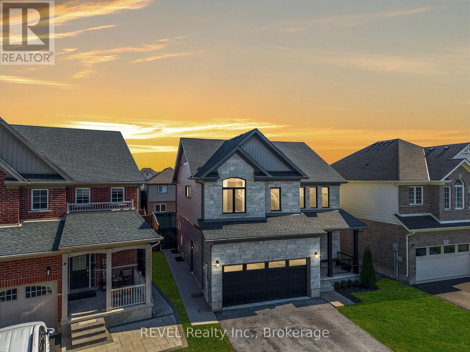 MLS® listing #29940987 for sale located at 8 ELDERBERRY ROAD