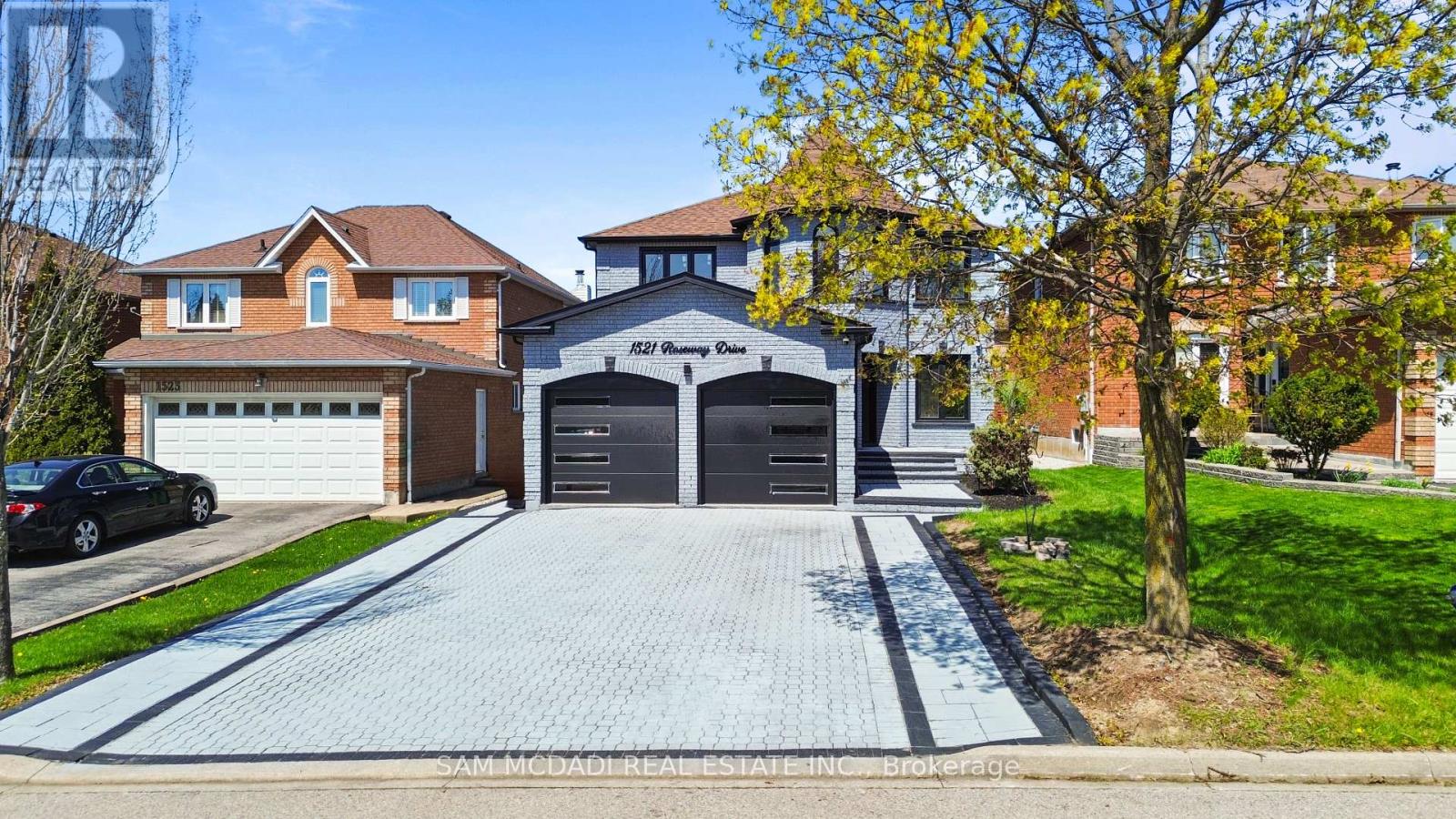 MLS® listing #29941207 for sale located at 1521 ROSEWAY DRIVE