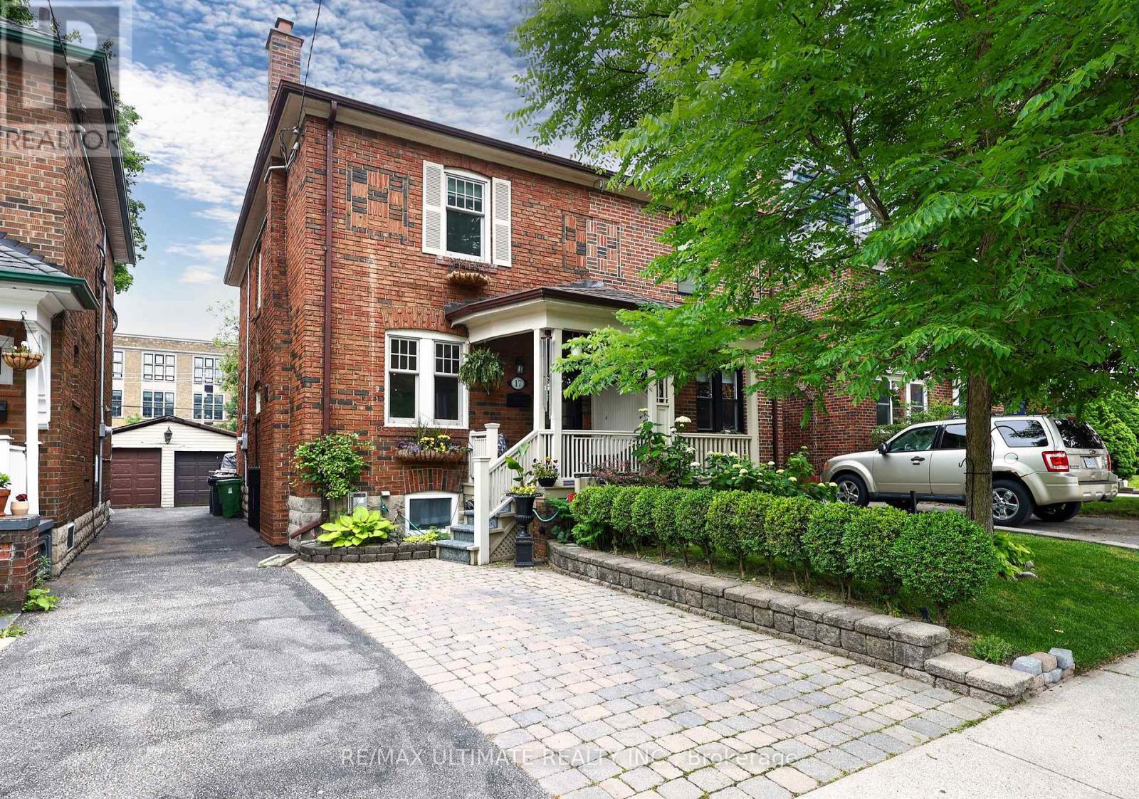 MLS® listing #29941454 for sale located at 17 ELVINA GARDENS