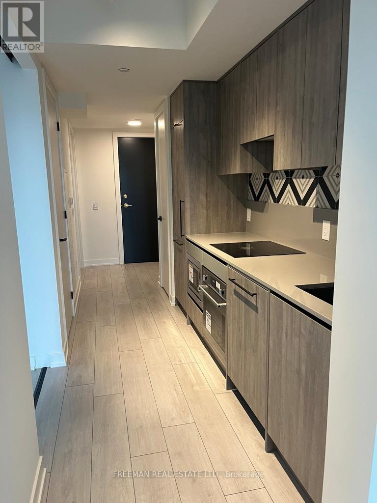 MLS® listing #29941475 for sale located at 406 - 5 LAKEVIEW AVENUE