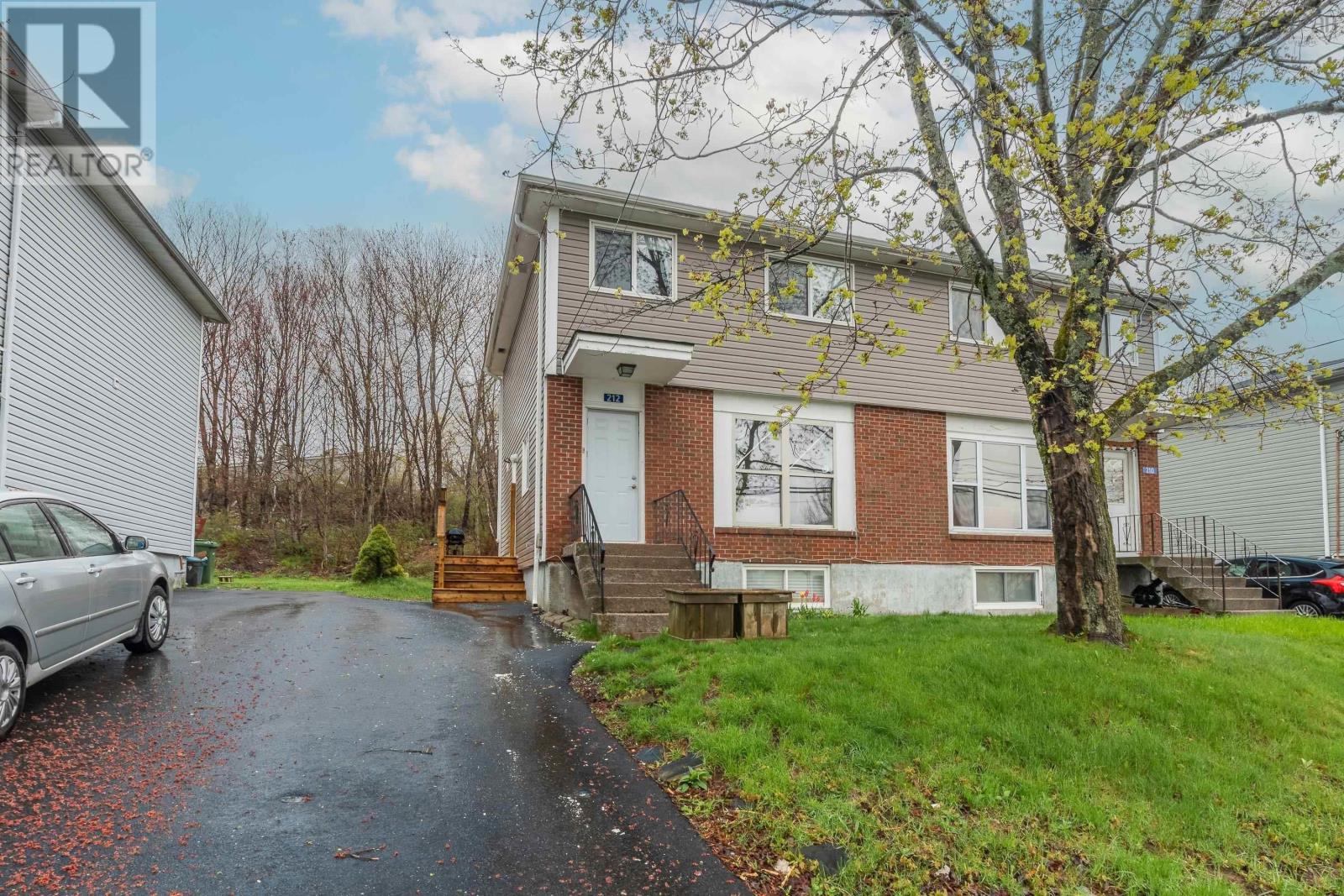 MLS® listing #29941625 for sale located at 212 Roleika Drive