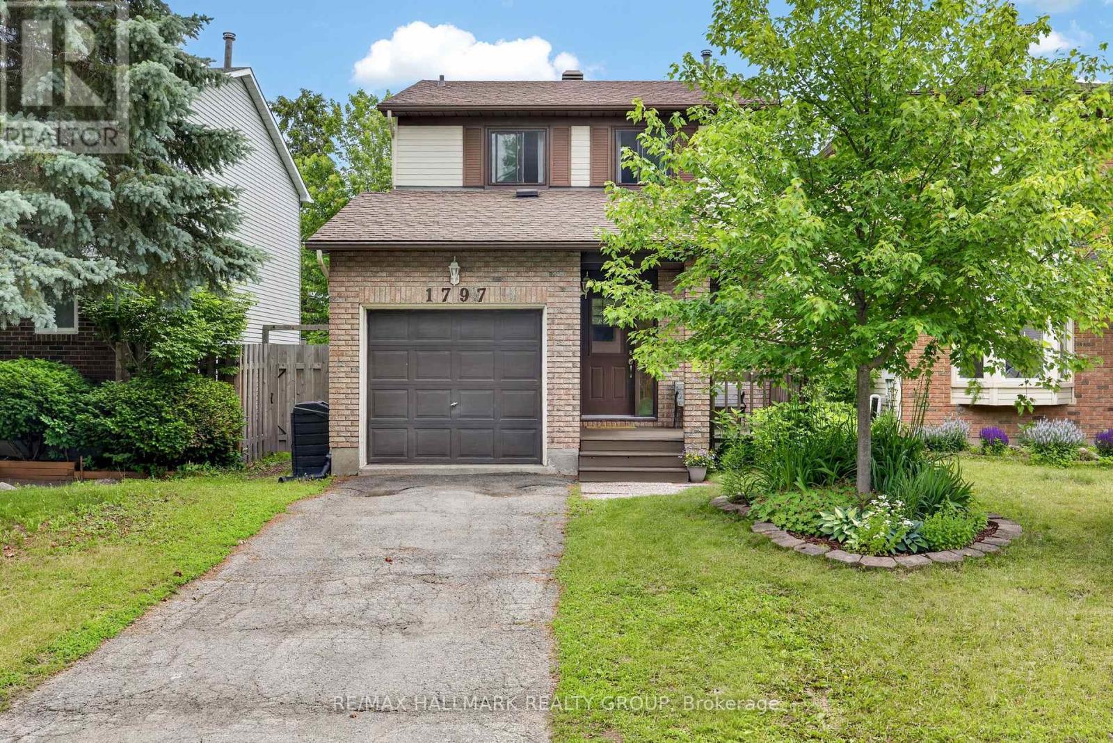 MLS® listing #29941815 for sale located at 1797 BROMONT WAY