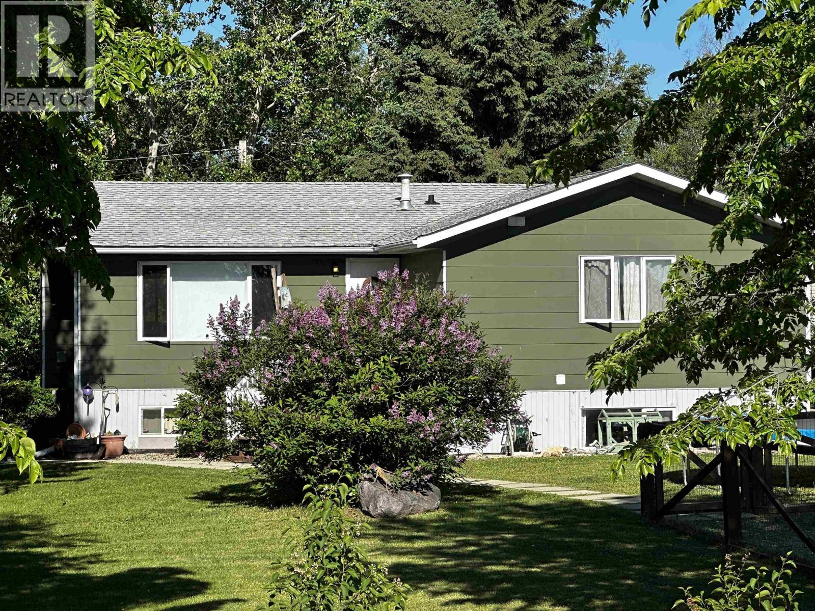 MLS® listing #29941839 for sale located at 10072 257 ROAD