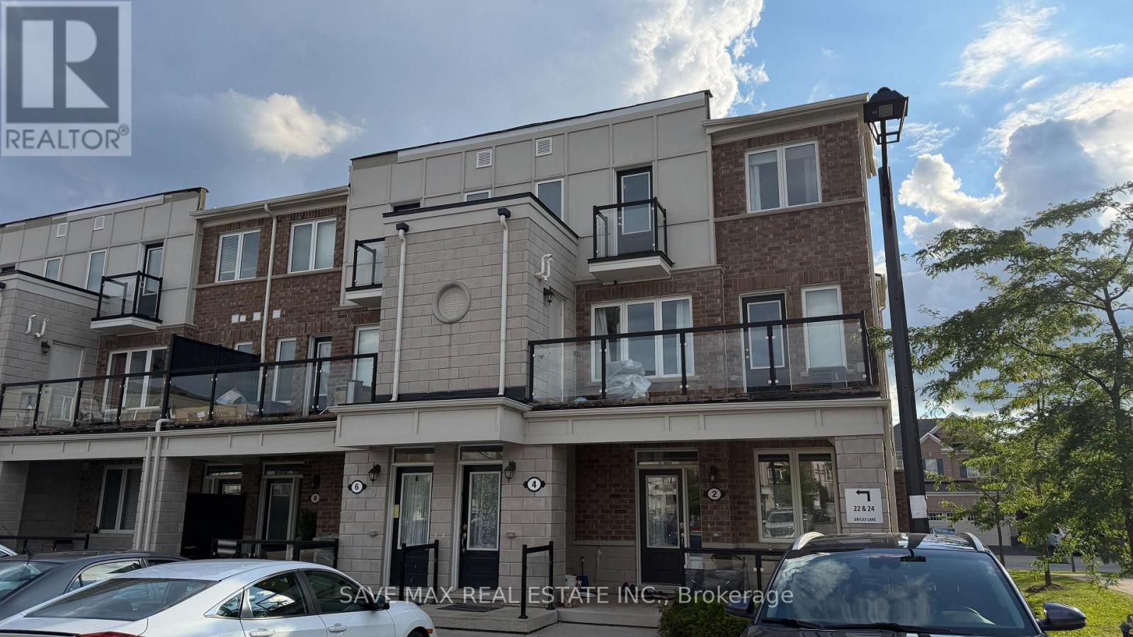 MLS® listing #29943370 for sale located at 12 - 4 DAYLILY LANE