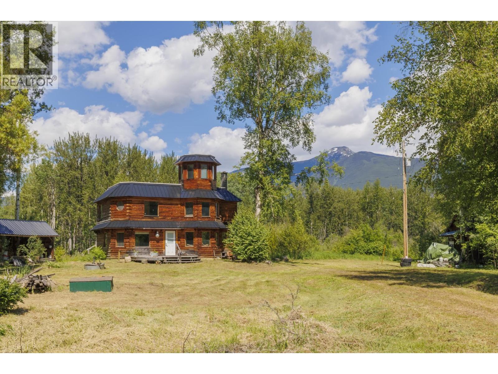MLS® listing #29943804 for sale located at 4600 EDDY ROAD