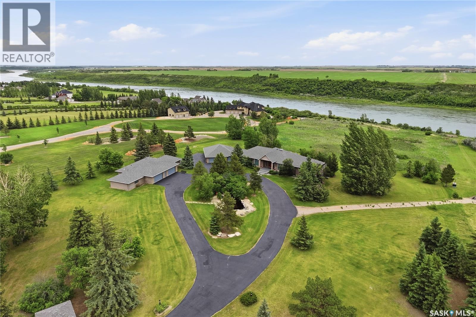 MLS® listing #29943813 for sale located at 48 Cathedral Bluffs ROAD