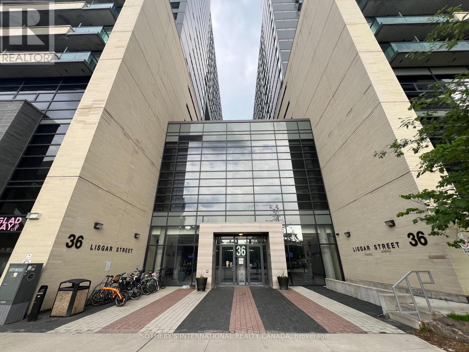 MLS® listing #29943975 for sale located at 815 - 36 LISGAR STREET
