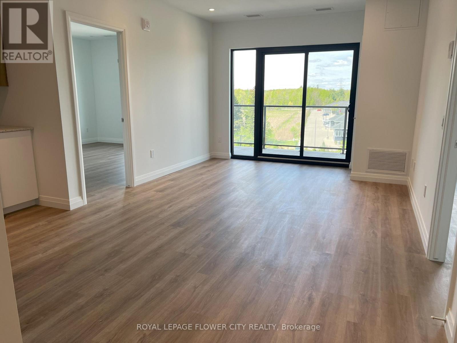 MLS® listing #29945763 for sale located at 412 - 525 NEW DUNDEE ROAD W